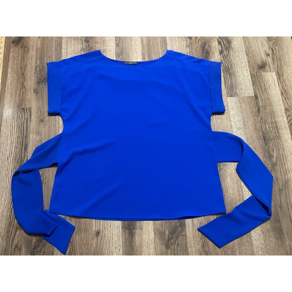 West Kei Shirt, Women's Size Small, Blue, Short Sleeve, Tie Waist